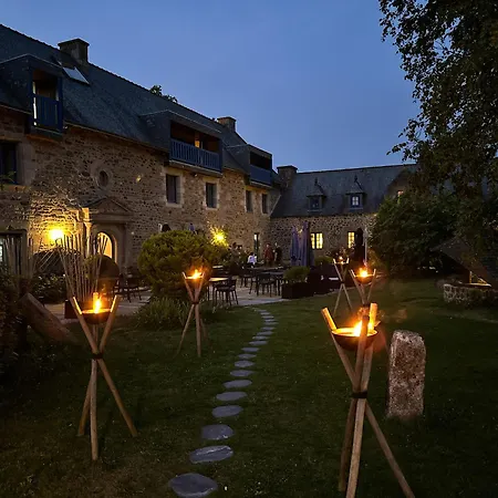 Hotell Logis Le Manoir Des Portes Lamballe